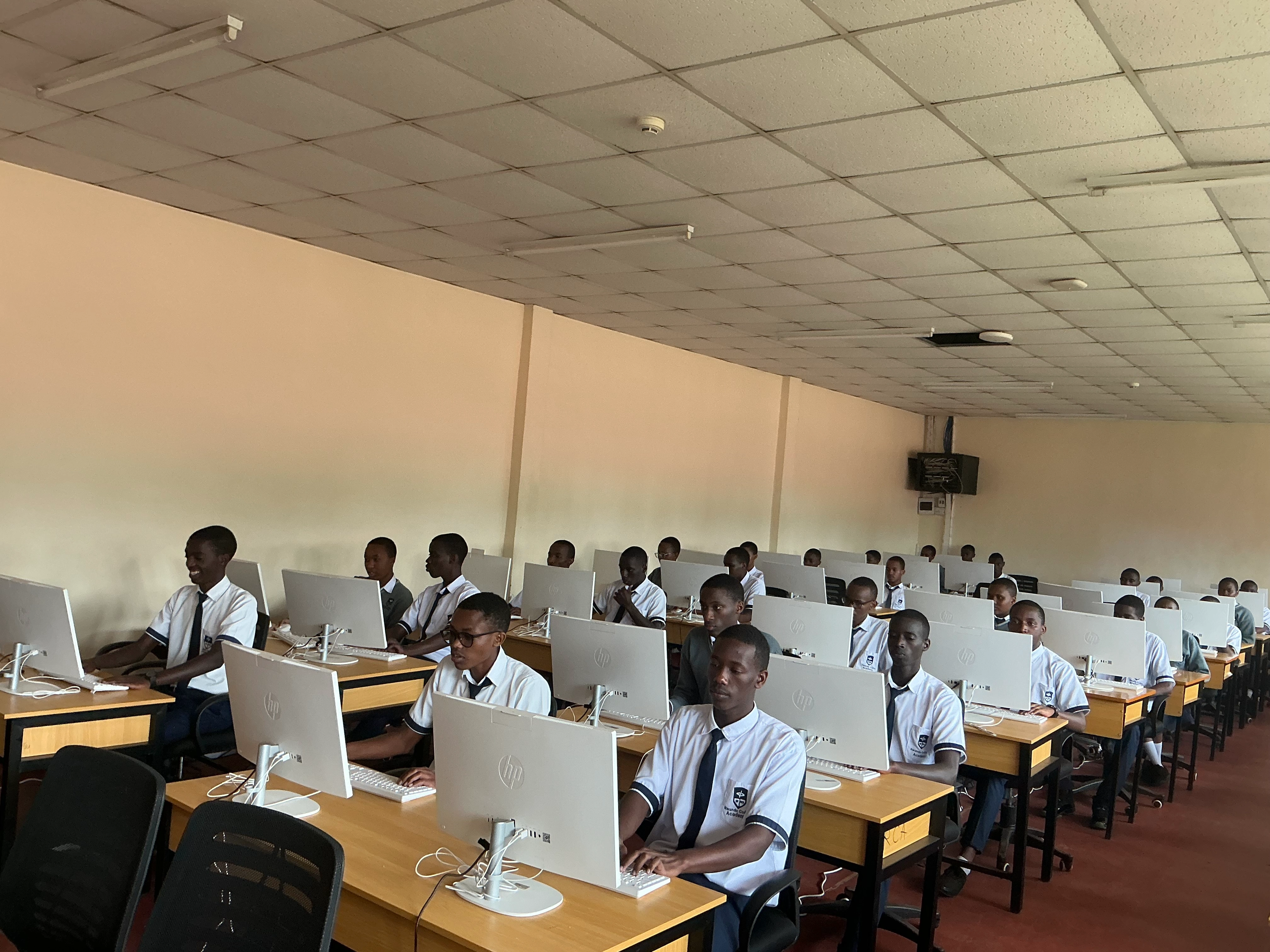 Modern Lecture Halls & Smart Classrooms